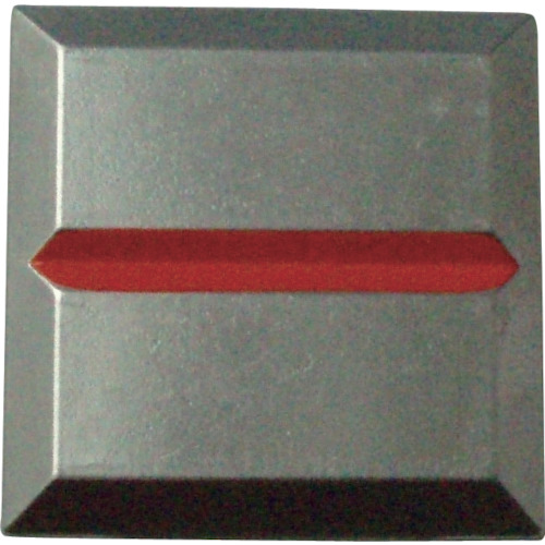 483177_01.jpg