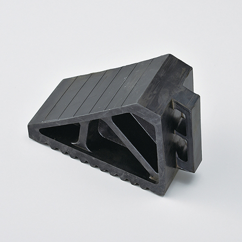 630281_01.jpg
