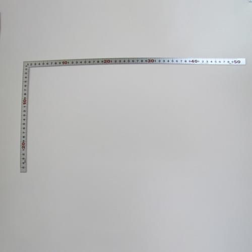 913368_01.jpg